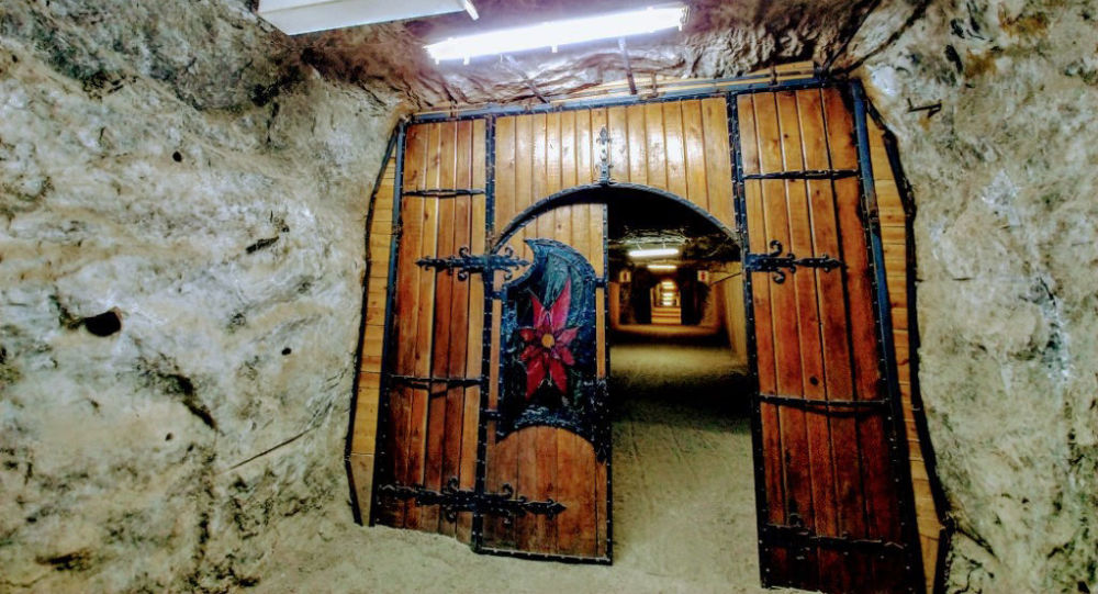 Соляная пещера в Армении. Армения лечение. Армянское бюро путешествий