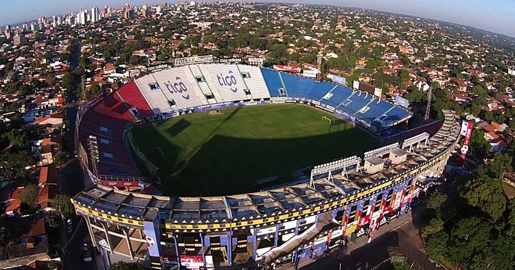 Стадион "Дефенсорес дель Чако"