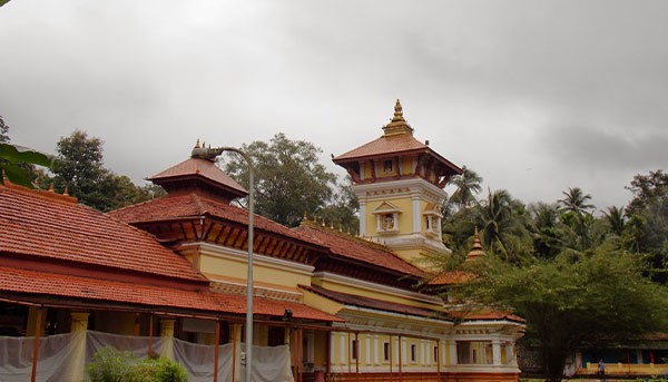 Храм Шри Датта Мандир