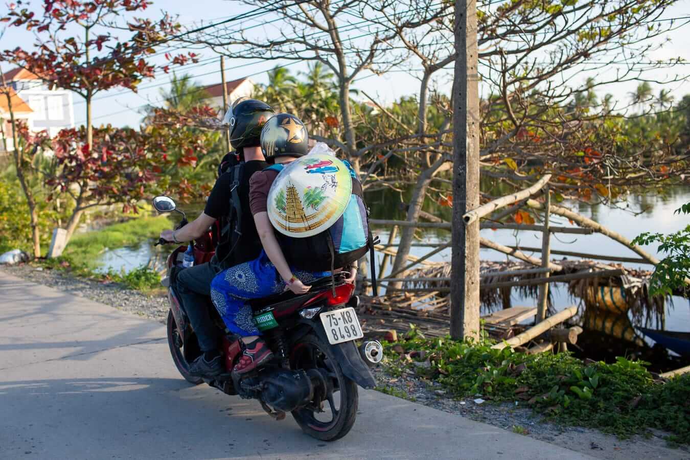 Backpackers on a moped: Vietnam motorbike rental