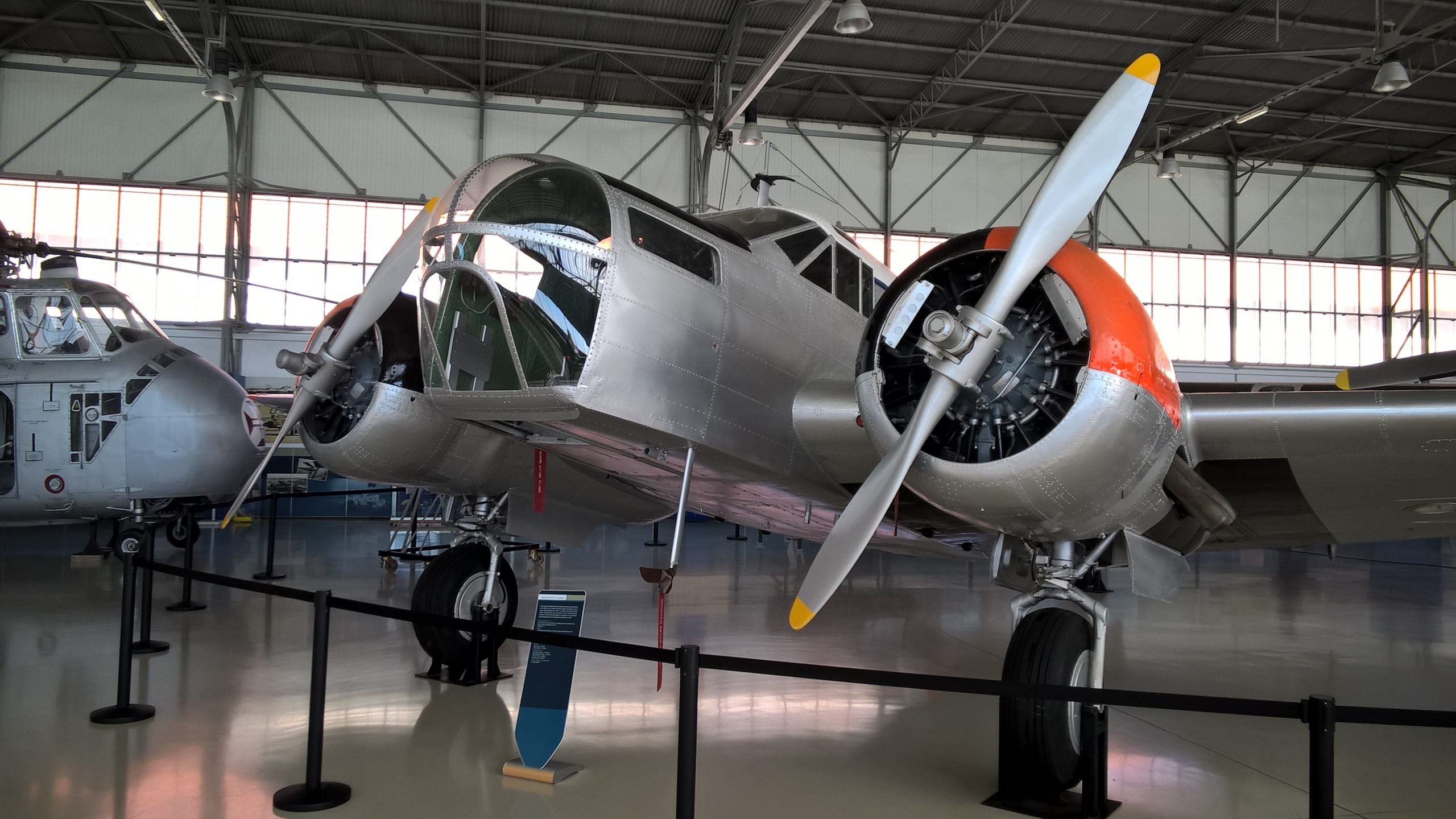 Музей авиации Португалия