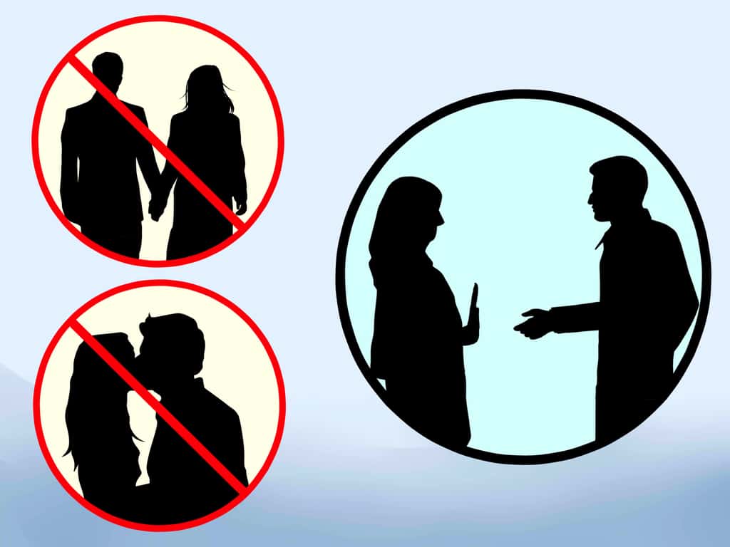 Запрет на проявление романтических чувств в общественных местах