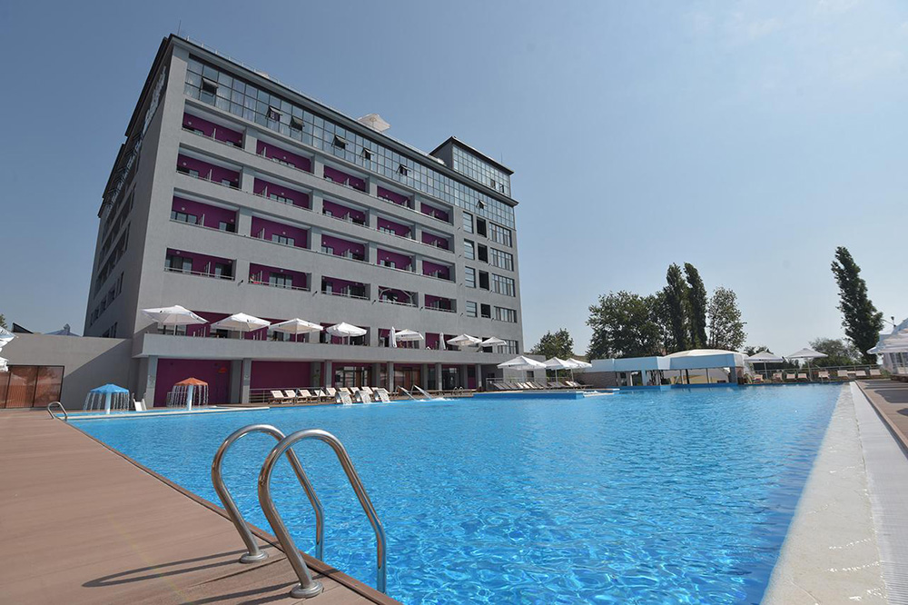 Источник: Beton Brut All Inclusive & Spa Hotel in Miracleon / Booking