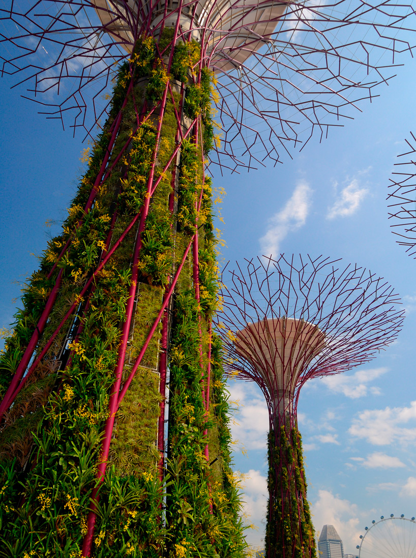 GARDENS BY THE BAY