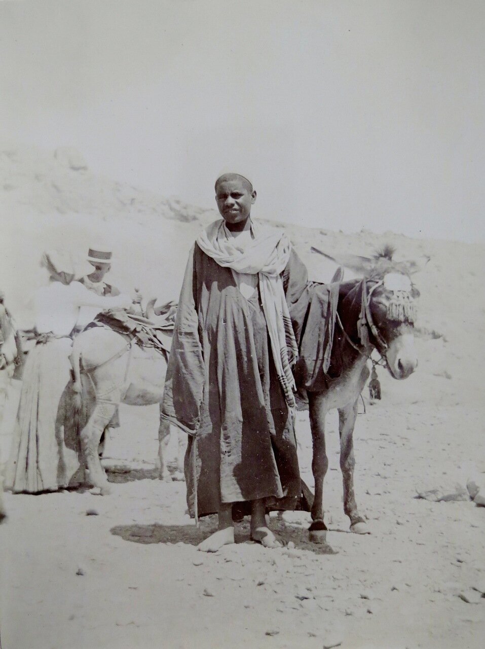 Египет. Мальчик с осликом