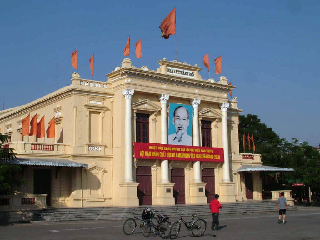 Оперный театр в городе Хайфон