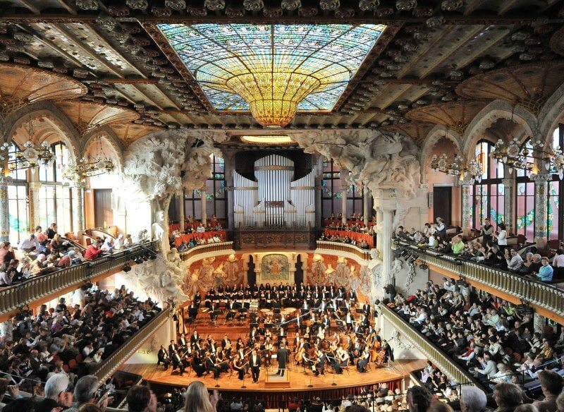 Концерт во дворце каталонской музыки