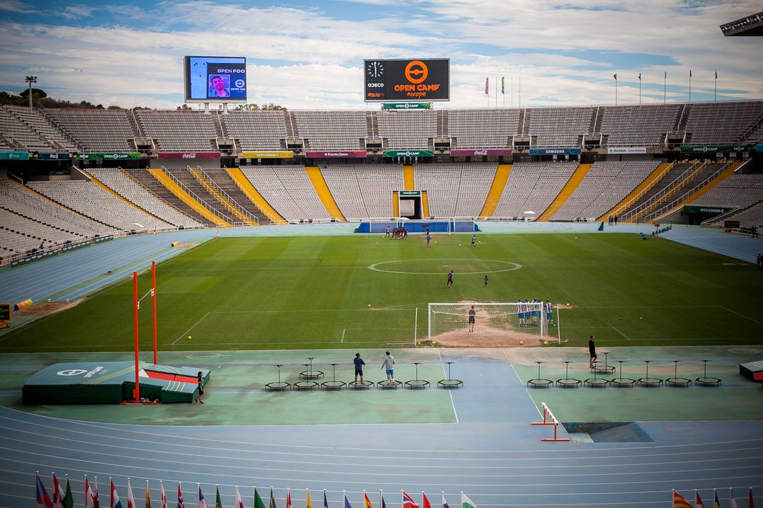 Вот так выглядит стадион в Барселоне на горе Монжуик