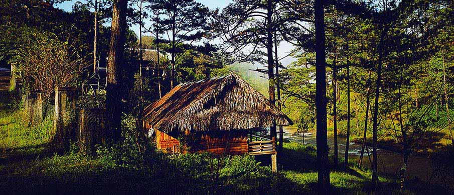 dalat-vietnam-lake