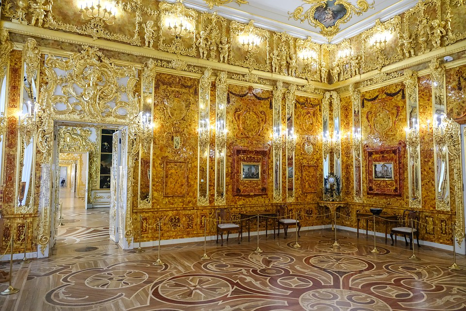 Для посещения будет доступна в том числе Янтарная комната. Фото: Артем КИЛЬКИН