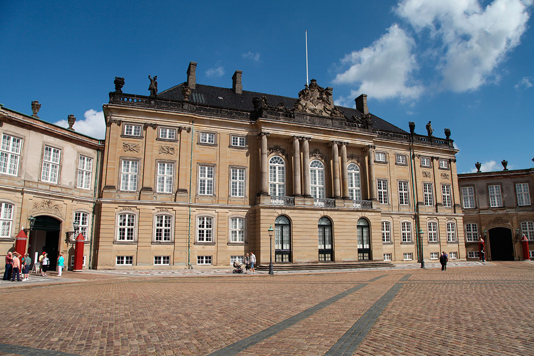 Дворцовый комплекс Амалиенборг