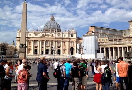 туристы в Ватикане