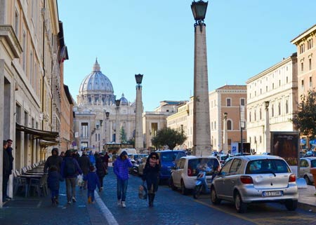 улица примирения в Ватикане