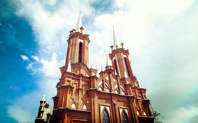 THE CHURCHES OF VLADIVOSTOK