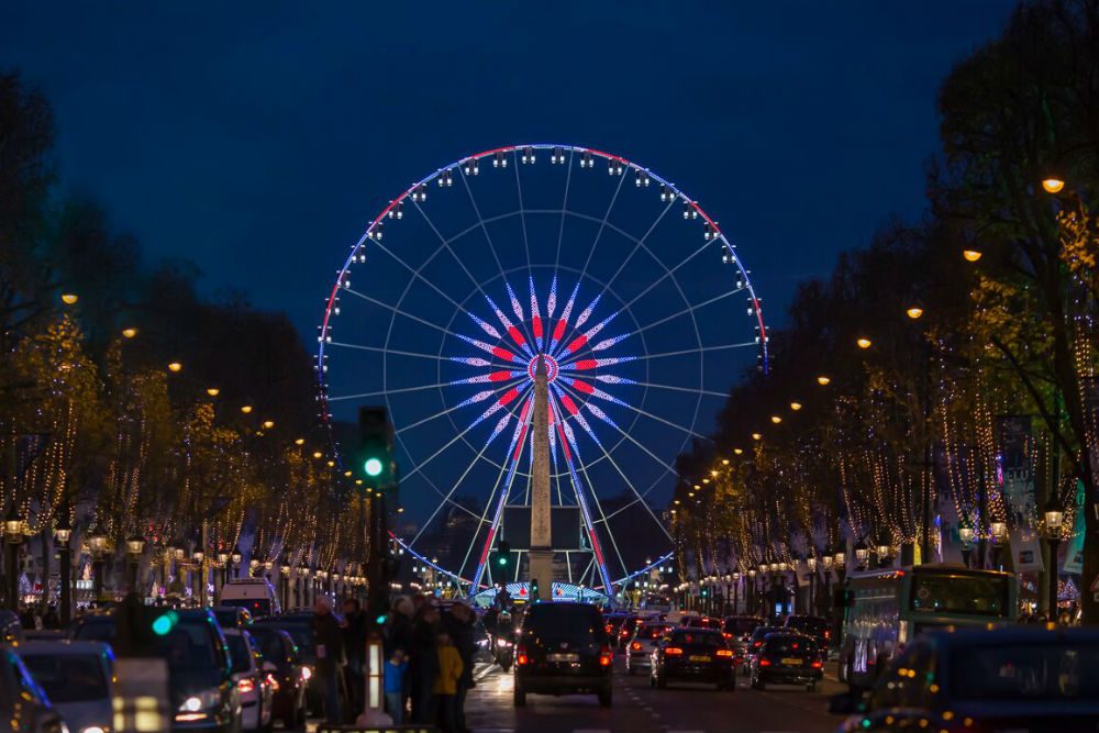 Christmas in Paris. Photo: David C. Phillips