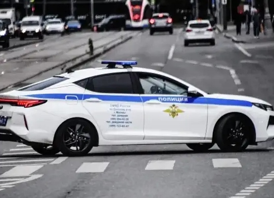 Полицейский из Красноярска брал взятки в виде спортивных товаров, алкоголя и денег